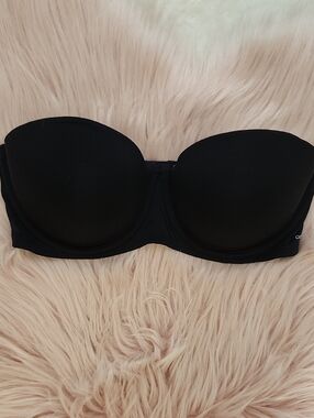 PRE-LOVED!! CALVIN KLEIN PUSH-UP STRAPLESS BRA-34C